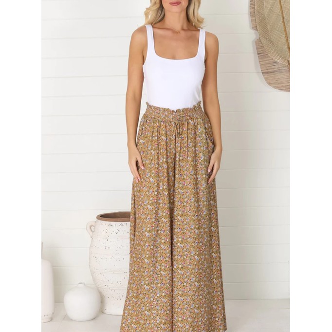 Boho high-waisted floral print trousers