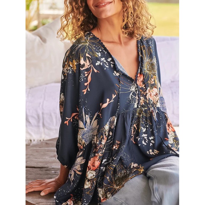 Boho V-neck printed shirt