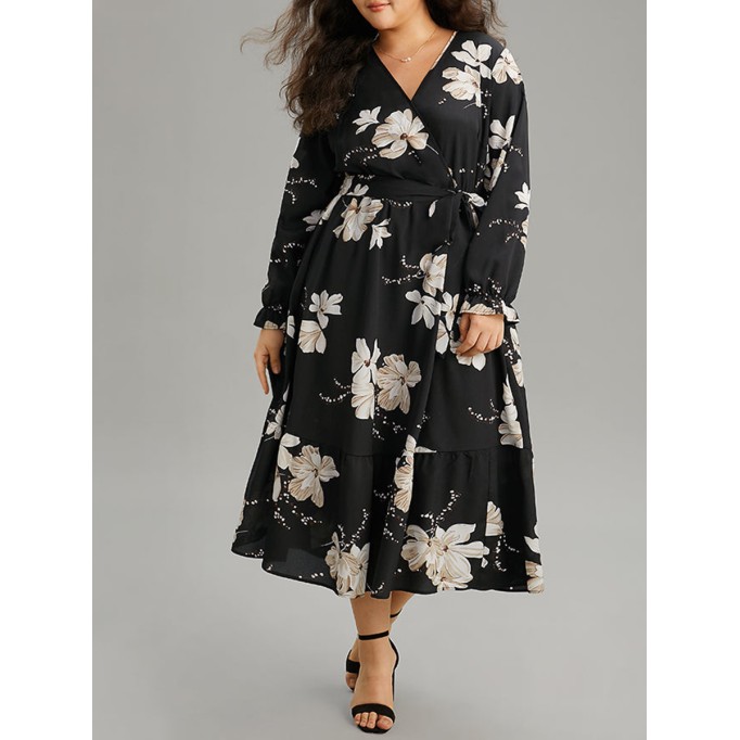 Elegant senior waist slimming cross neckline dresses have