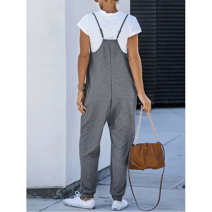 Knitted V-neck strap pocket jumpsuit