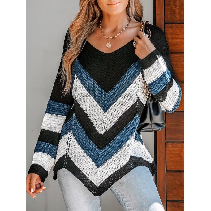 V-shaped asymmetric hem sweater