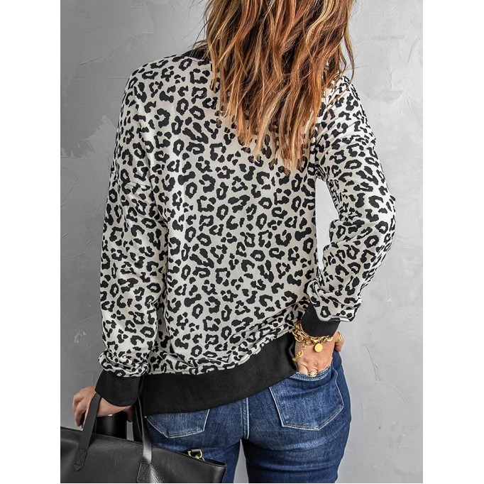Women's leopard print crew neck sweatshirt